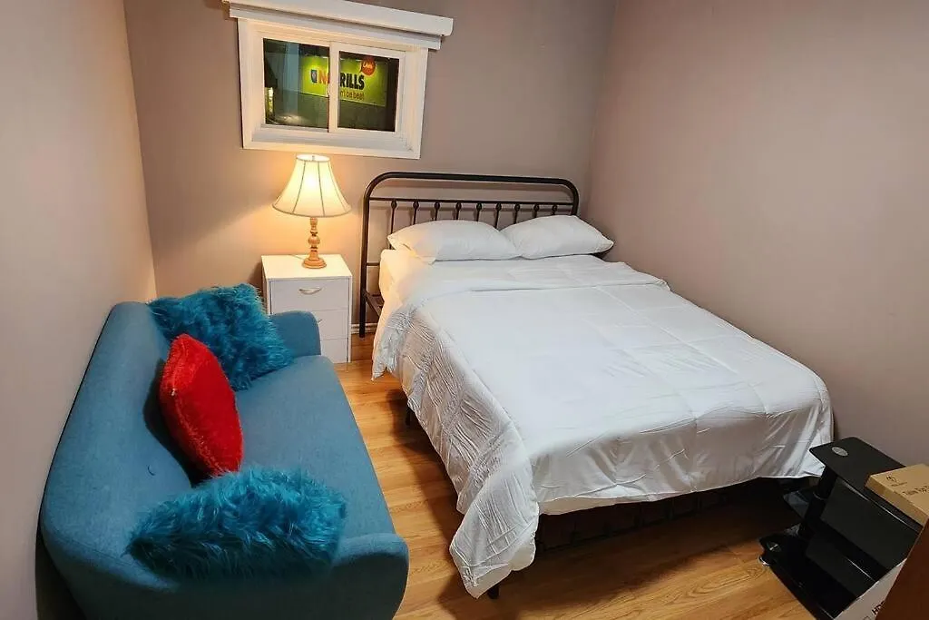 Chesskings Guest House - Unit 2 Winnipeg Canada
